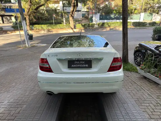 MERCEDES-BENZ-C 200-1.8 CGI SPORT 16V GASOLINA 4P AUTOMÁTICO MERCEDES-BENZ-C 200-2011