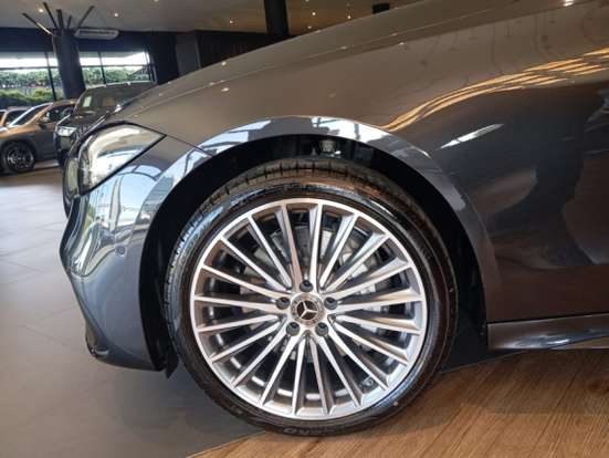 MERCEDES-BENZ-C 200-2026