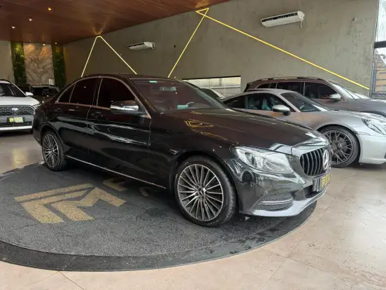 MERCEDES-BENZ-C 200-2.0 CGI AVANTGARDE 16V GASOLINA 4P AUTOMÁTICO MERCEDES-BENZ-C 200-2015