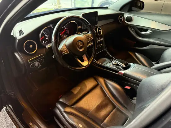 MERCEDES-BENZ-C 200-2.0 CGI AVANTGARDE 16V GASOLINA 4P AUTOMÁTICO MERCEDES-BENZ-C 200-2015
