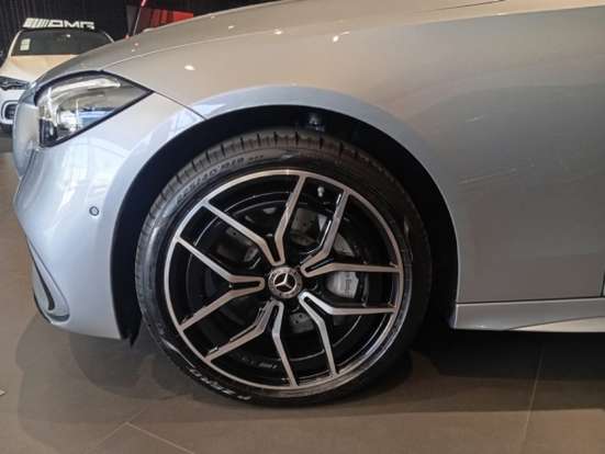 MERCEDES-BENZ-C 300-2026