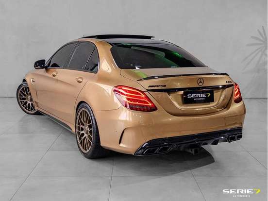 MERCEDES-BENZ-C 63 AMG-4.0 V8 TURBO S GASOLINA SEDAN 4P AUTOMÁTICO MERCEDES-BENZ-C 63 AMG-2015
