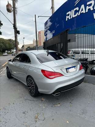 MERCEDES-BENZ-CLA 200-1.6 VISION 16V FLEX 4P AUTOMÁTICO MERCEDES-BENZ-CLA 200-2016