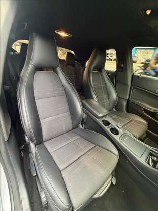 MERCEDES-BENZ-CLA 200-2016