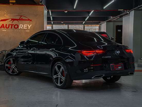 MERCEDES-BENZ-CLA 250-2.0 CGI GASOLINA 7G-DCT MERCEDES-BENZ-CLA 250-2022