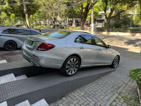 MERCEDES-BENZ-E 250-2.0 CGI GASOLINA EXCLUSIVE 9G-TRONIC MERCEDES-BENZ-E 250-2016