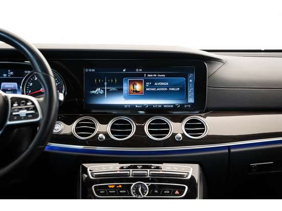 MERCEDES-BENZ-E 250-2018