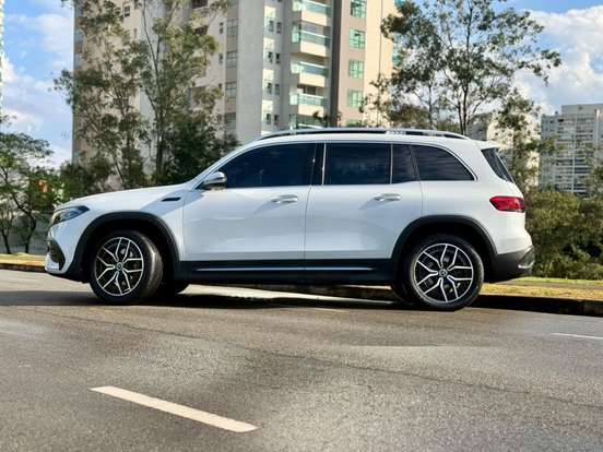 MERCEDES-BENZ-EQB 250-2022