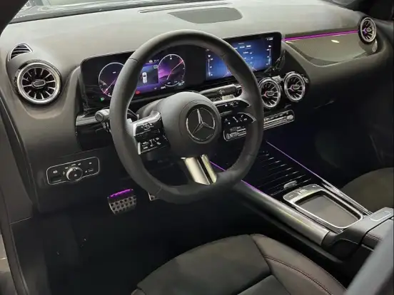 MERCEDES-BENZ-GLA 200-1.3 MHEV AMG LINE 7G-DCT MERCEDES-BENZ-GLA 200-2026