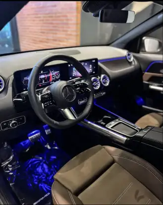 MERCEDES-BENZ-GLA 200-2026