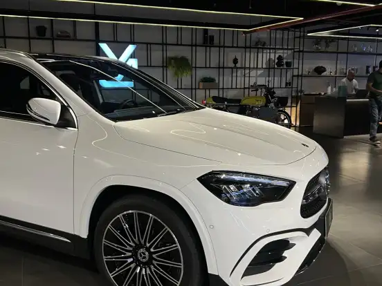 MERCEDES-BENZ-GLA 200-1.3 MHEV AMG LINE 7G-DCT MERCEDES-BENZ-GLA 200-2025