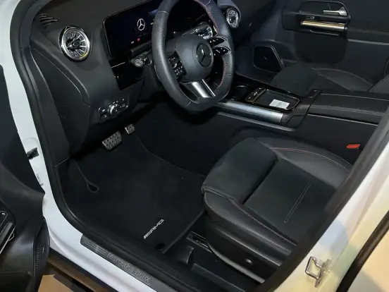 MERCEDES-BENZ-GLA 200-1.3 MHEV AMG LINE 7G-DCT MERCEDES-BENZ-GLA 200-2025