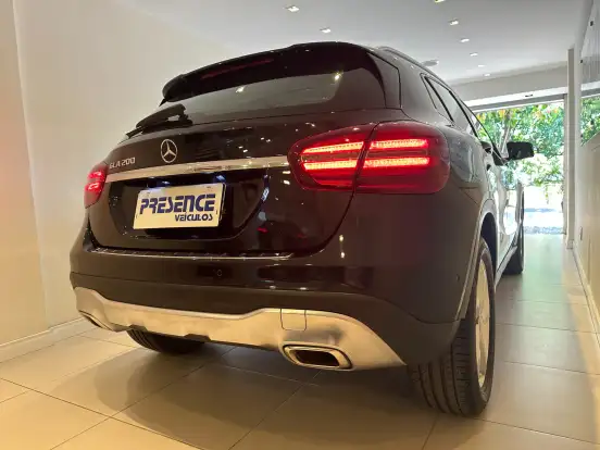 MERCEDES-BENZ-GLA 200-2019