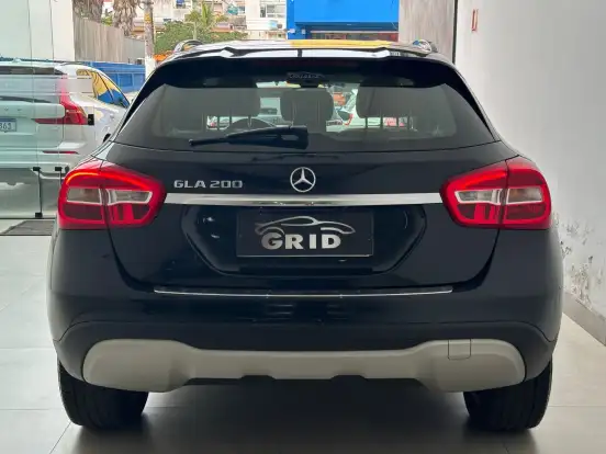 MERCEDES-BENZ-GLA 200-2018