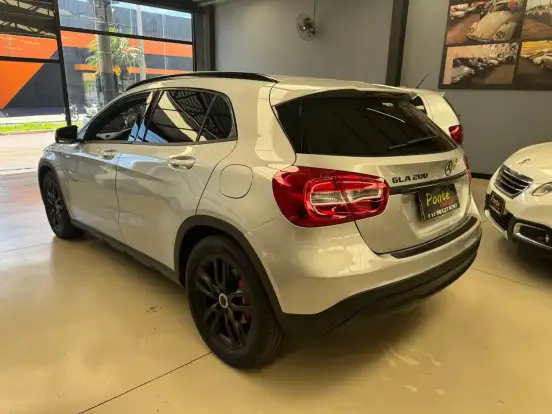 MERCEDES-BENZ-GLA 200-1.6 CGI STYLE 16V TURBO FLEX 4P AUTOMÁTICO MERCEDES-BENZ-GLA 200-2015
