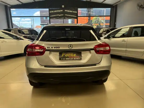 MERCEDES-BENZ-GLA 200-1.6 CGI STYLE 16V TURBO FLEX 4P AUTOMÁTICO MERCEDES-BENZ-GLA 200-2015
