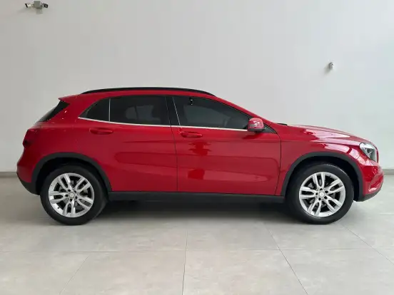 MERCEDES-BENZ-GLA 200-1.6 CGI STYLE 16V TURBO FLEX 4P AUTOMÁTICO MERCEDES-BENZ-GLA 200-2015