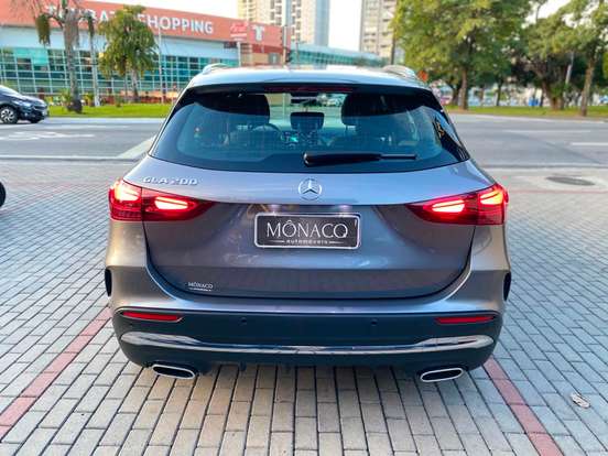 MERCEDES-BENZ-GLA 200-1.3 MHEV AMG LINE 7G-DCT MERCEDES-BENZ-GLA 200-2023