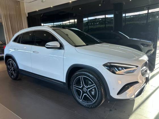 MERCEDES-BENZ GLA 200 1.3 MHEV PROGRESSIVE 7G-DCT