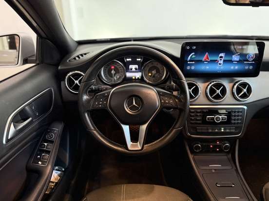 MERCEDES-BENZ-GLA 200-1.6 CGI ADVANCE 16V TURBO FLEX 4P AUTOMÁTICO MERCEDES-BENZ-GLA 200-2015