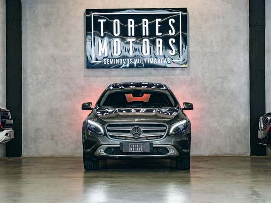 MERCEDES-BENZ-GLA 200-1.6 CGI ENDURO 16V TURBO FLEX 4P AUTOMÁTICO MERCEDES-BENZ-GLA 200-2017