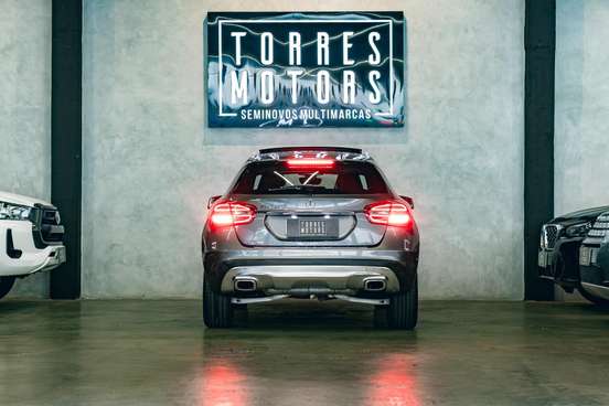 MERCEDES-BENZ-GLA 200-1.6 CGI ENDURO 16V TURBO FLEX 4P AUTOMÁTICO MERCEDES-BENZ-GLA 200-2017