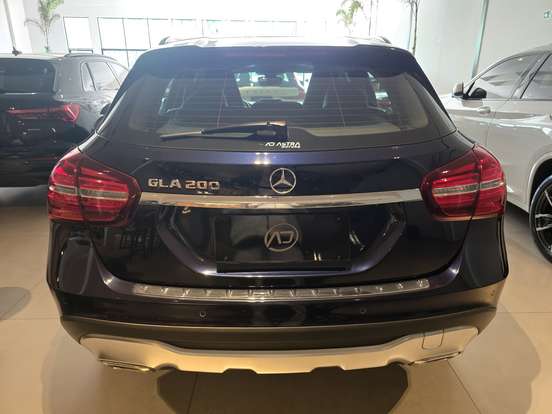 MERCEDES-BENZ-GLA 200-1.6 CGI FLEX ADVANCE 7G-DCT MERCEDES-BENZ-GLA 200-2018