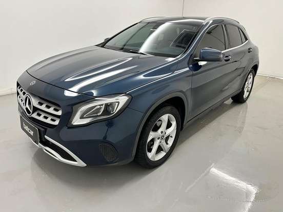 MERCEDES-BENZ-GLA 200-2019