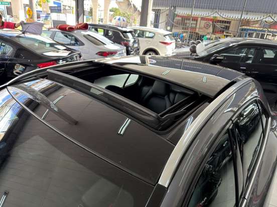 MERCEDES-BENZ-GLA 200-2018