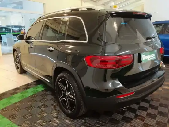 MERCEDES-BENZ-GLB 200-2024