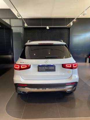 MERCEDES-BENZ-GLB 200-2022