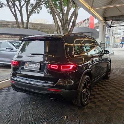 MERCEDES-BENZ-GLB 200-2020