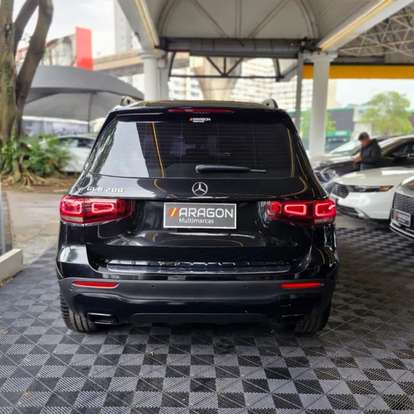 MERCEDES-BENZ-GLB 200-2020