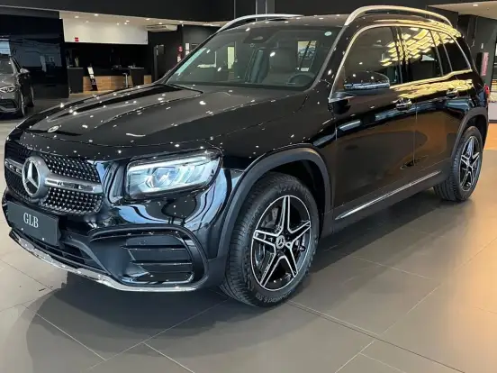 MERCEDES-BENZ-GLB 220-2.0 MHEV AMG LINE 4MATIC 8G-DCT MERCEDES-BENZ-GLB 220-2026