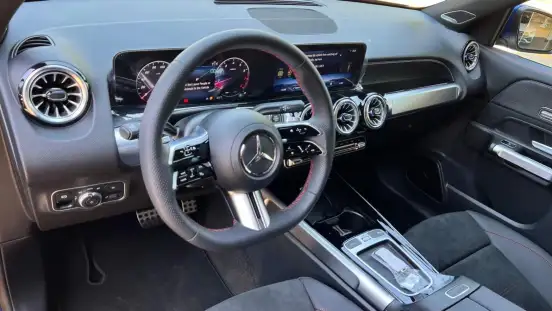 MERCEDES-BENZ-GLB 220-2026