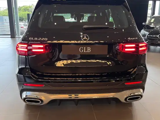 MERCEDES-BENZ-GLB 220-2.0 MHEV AMG LINE 4MATIC 8G-DCT MERCEDES-BENZ-GLB 220-2026