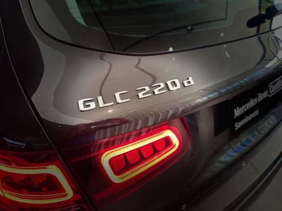 MERCEDES-BENZ-GLC 220d-2021