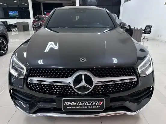 MERCEDES-BENZ-GLC 300-2019
