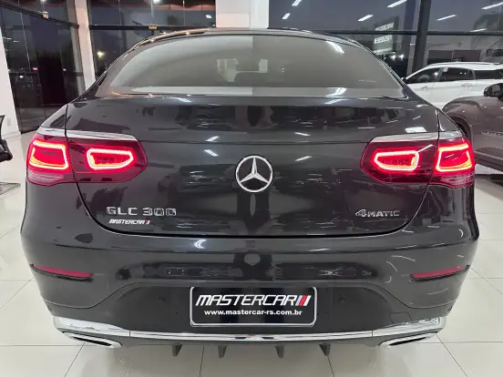 MERCEDES-BENZ-GLC 300-2019