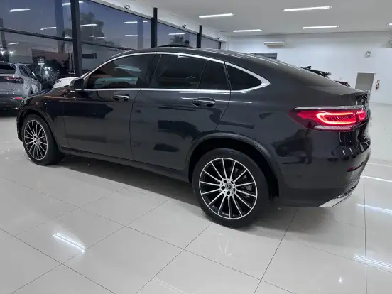 MERCEDES-BENZ-GLC 300-2019