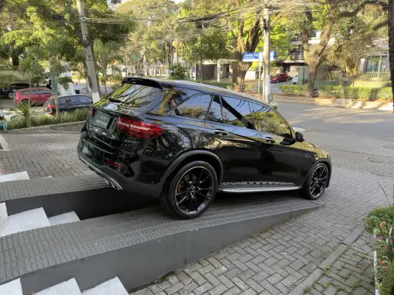MERCEDES-BENZ-GLC 43 AMG-2017