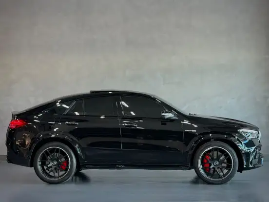 MERCEDES-BENZ-GLE 63 AMG-2024