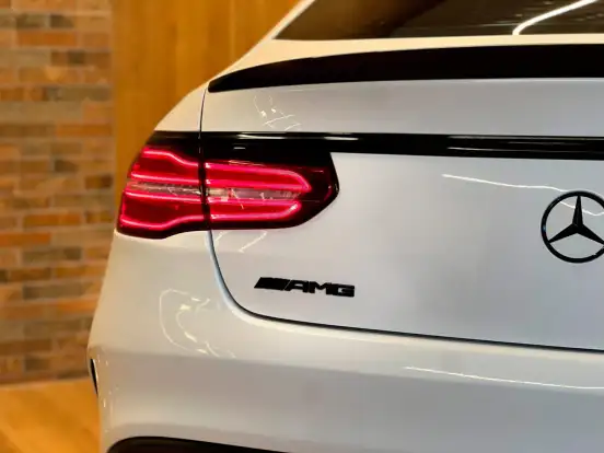 MERCEDES-BENZ-GLE 63 AMG-5.5 V8 TURBO GASOLINA COUPÉ 4MATIC 7G-TRONIC MERCEDES-BENZ-GLE 63 AMG-2016