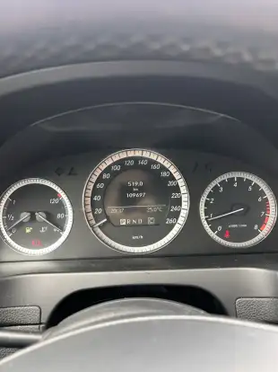 MERCEDES-BENZ-GLK 300-2011