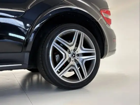 MERCEDES-BENZ-ML 63 AMG-2010