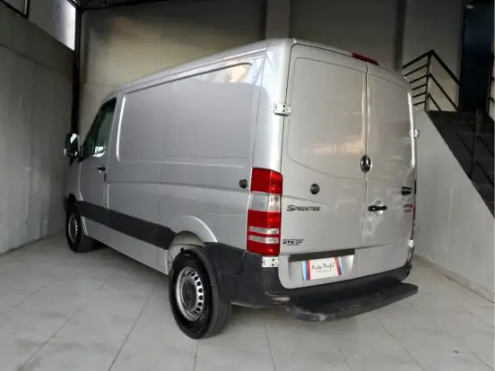 MERCEDES-BENZ-SPRINTER-2.2 311 CDI FURGÃO STREET 7.5 16V BI-TURBO DIESEL MANUAL MERCEDES-BENZ-SPRINTER-2013