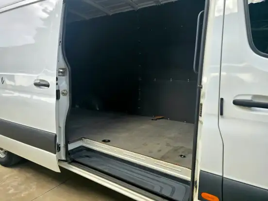 MERCEDES-BENZ-SPRINTER-2.2 CDI DIESEL FURGÃO 314 STREET TA EXTRA LONGO MANUAL MERCEDES-BENZ-SPRINTER-2019