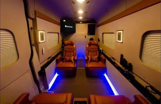 MERCEDES-BENZ-SPRINTER-2021