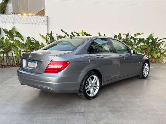 MERCEDES-BENZ-C 180-1.8 CGI CLASSIC 16V TURBO GASOLINA 4P AUTOMÁTICO MERCEDES-BENZ-C 180-2012