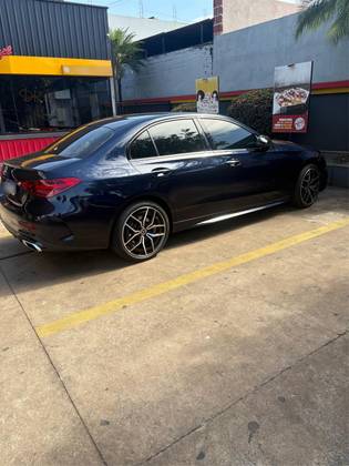 MERCEDES-BENZ C 300 2.0 EQ BOOST HÍBRIDO AMG LINE 9G-TRONIC